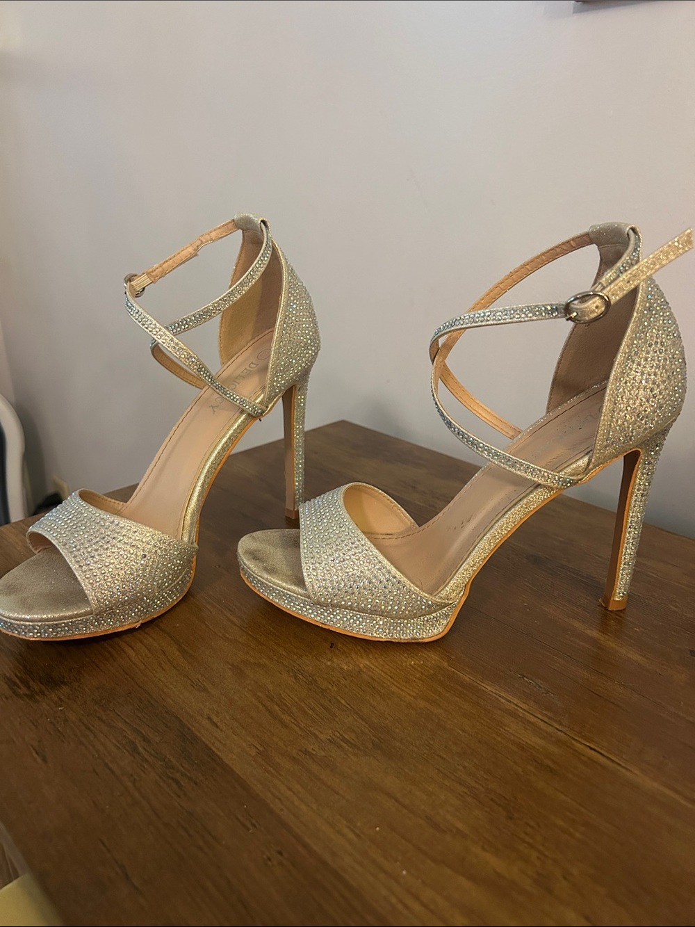 Delicacy Glitter Gold Crisscross Stiletto Heels